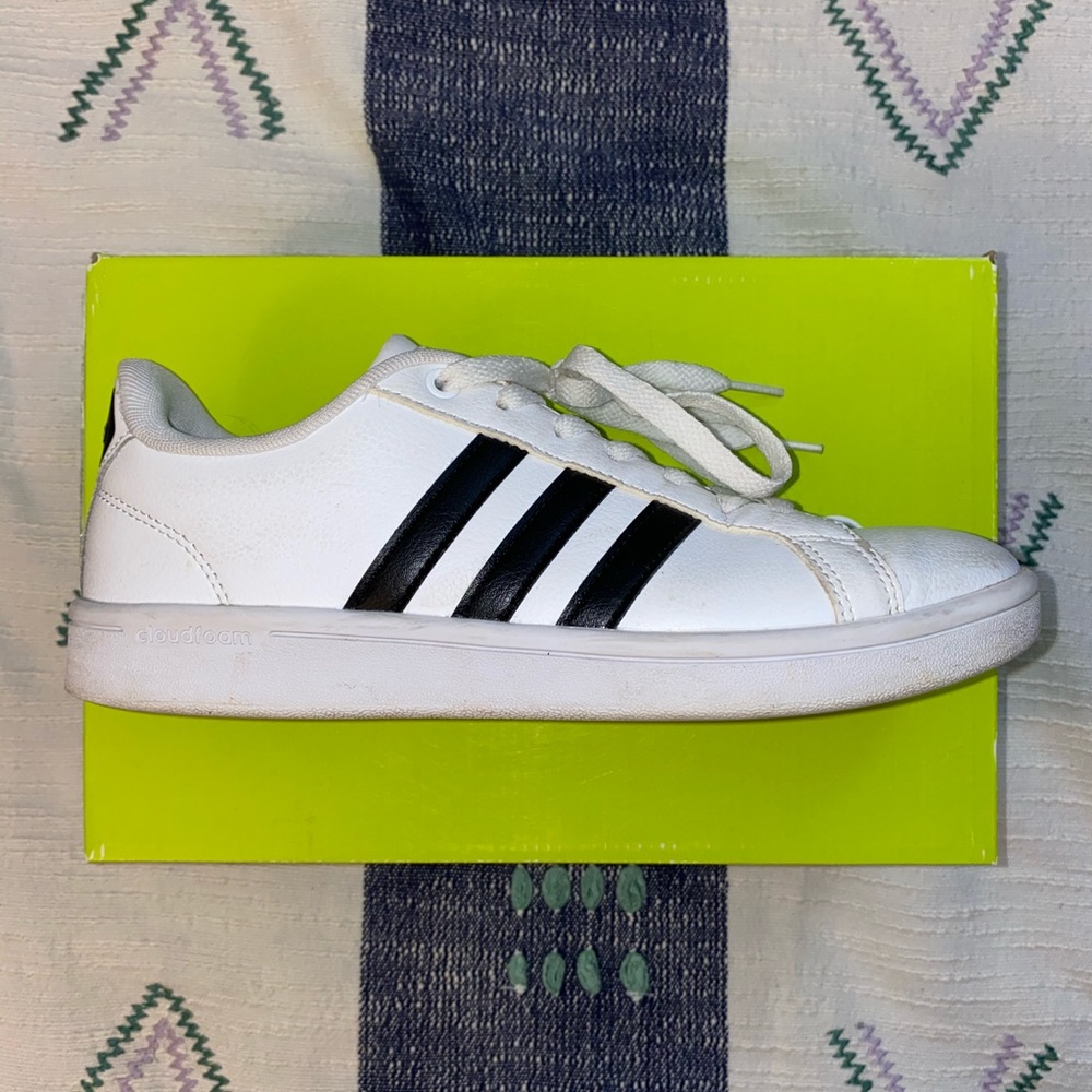 Adidas Women’s Cloudfoam Advantage Sneaker